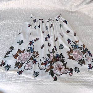 ModCloth cream floral skirt with pockets